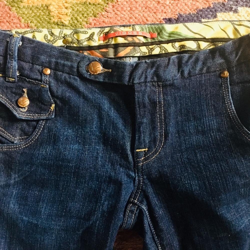 VIGOSS JEANS SIZE 1 Pics 5 and 8 show the whole of the inseam photo.